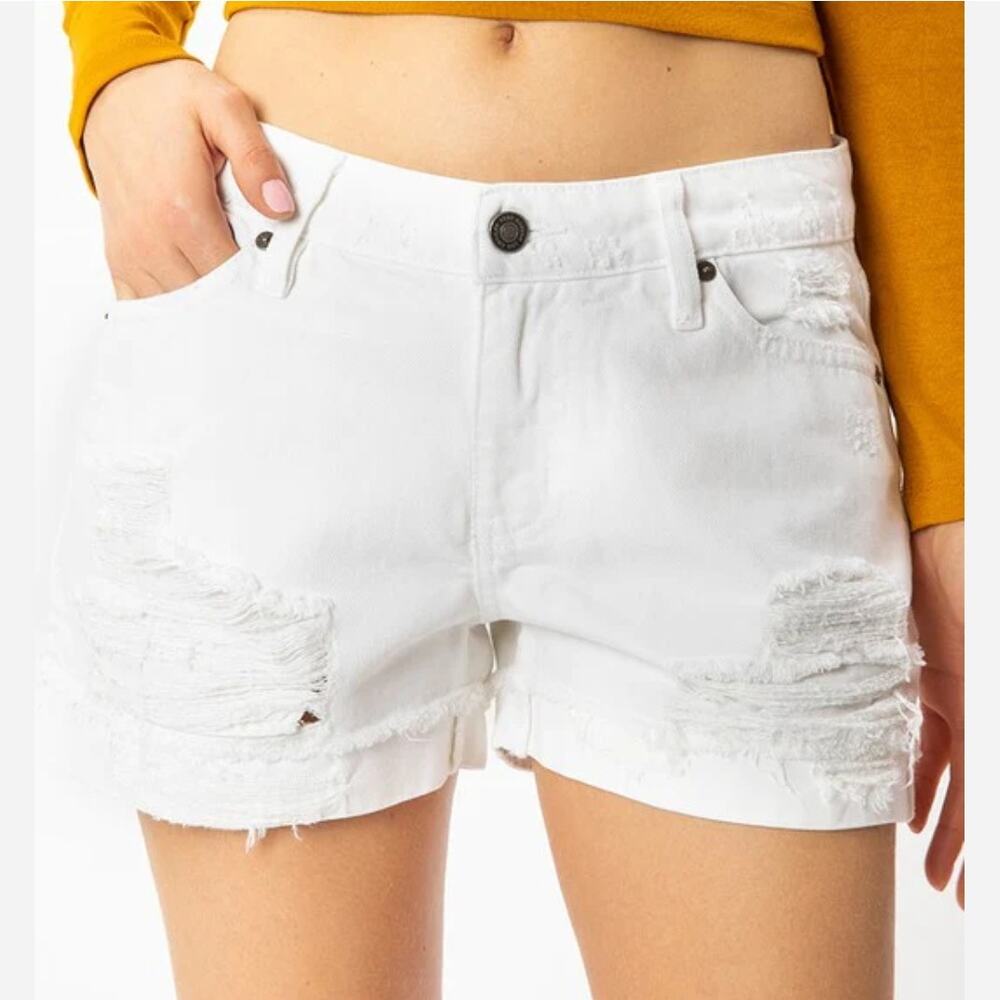 Kancan Womens Midrise Cuffed Distressed White Shorts Size 27